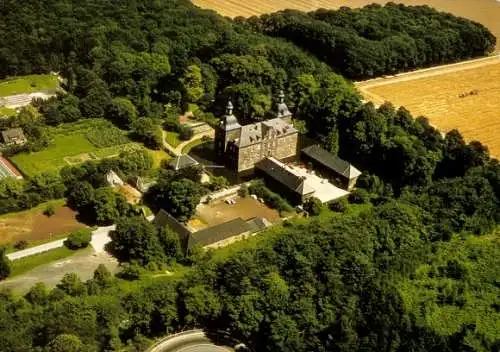 Ak Kettwig Essen im Ruhrgebiet, Schloss Hugenpoet, Hotel, Restaurant, Fliegeraufnahme