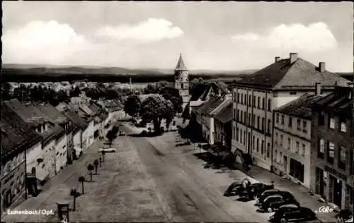 Ak Eschenbach Oberpfalz, Straßenansicht, Sparkasse, Kirchturm, Autos