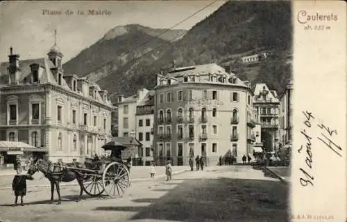 Ak Cauterets Hautes Pyrénées, Place de la Mairie