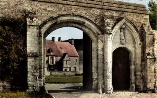 Ak Longues sur Mer Calvados, Abbaye Ste-Marie, Porche d'entree