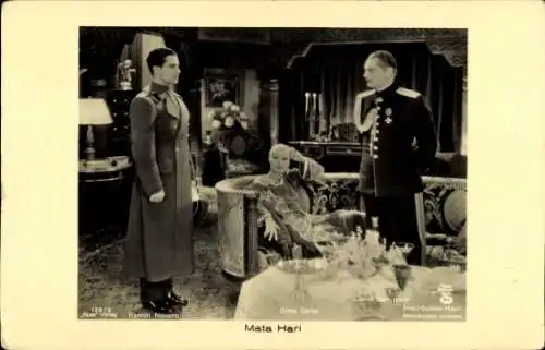 Ak Schauspielerin Greta Garbo, Ramon Novarro, Lionel Barrymore, Filmszene Mata Hari