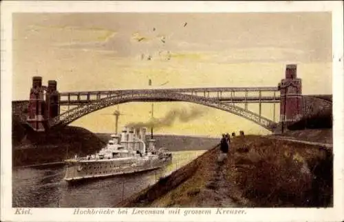 Ak Levensau Neuwittenbek in Schleswig Holstein, Hochbrücke, großer Kreuzer, Kaiserliche Marine