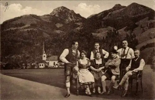 Ak Niederhofer-Wolff, 1. Orig. Oberlandlertruppe, München, Trachten, Dirndl, Lederhose