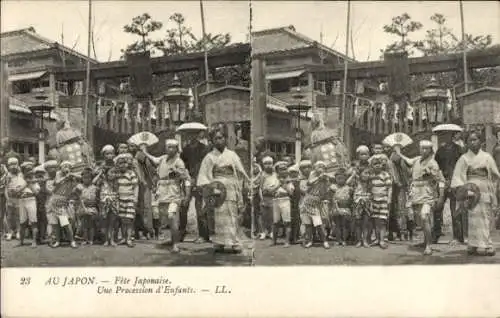 Stereo Ak Japan, Fete Japonaise, une Procession d'Enfants