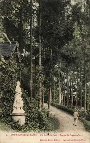 Ak Bourbonne les Bains Haute Marne, un coin du Parc, Statue de Jeanne-d'Arc