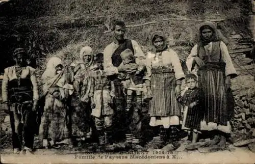 Ak Mazedonische Volkstracht, Familienbild