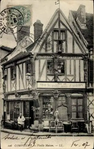 Ak Compiègne Oise, altes Haus