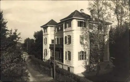 Foto Ak Grünwald im Isartal Oberbayern, Villa