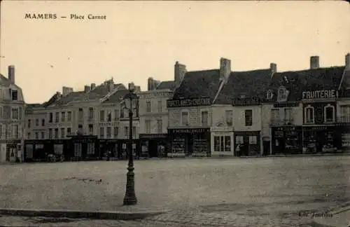 Ak Mamers Sarthe, Place Carnot, Fruiterie