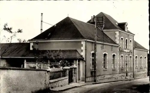 Ak La Chapelle-Huon Sarthe, Die Schule