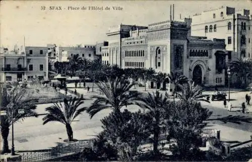 Ak Sfax Tunesien, Rathausplatz