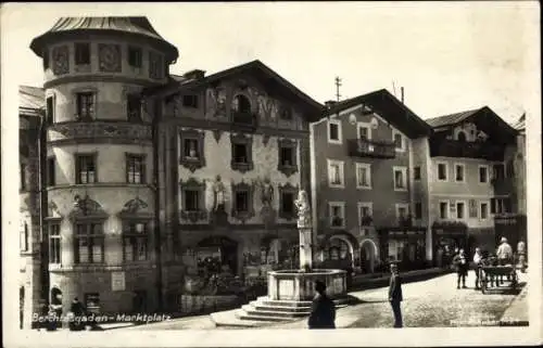 Ak Berchtesgaden in Oberbayern, Marktplatz, Brunnen