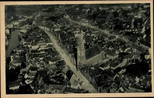 Ak Landshut in Niederbayern, Fliegeraufnahme, Kirche