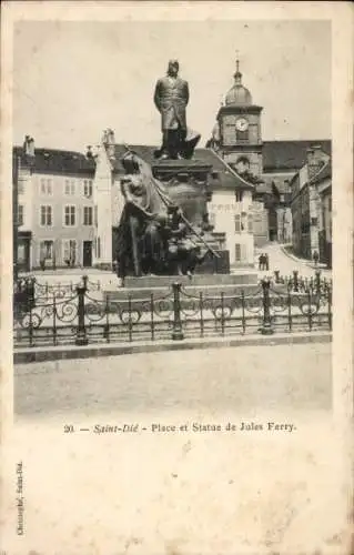 Ak Saint Dié des Vosges, Place et Statue de Jules Ferry