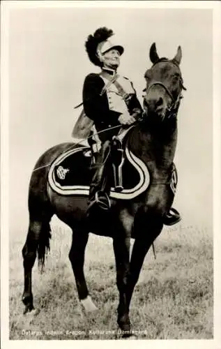 Ak Schwedischer Soldat in Uniform, Dragoner zu Pferde