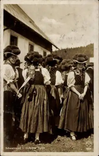 Ak Schwarzwald, Frauen in Gutacher Tracht mit Bommelhüten