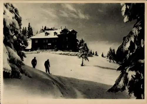 Ak Rumänien, Winterlandschaft in den Bergen