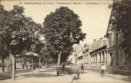 Ak Héricourt Haute Saône, Faubourg de Belfort, Schulen