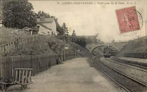 Ak Limeil Brévannes Val de Marne, Pont pres de la Gare, Dampflok