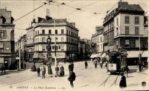 Ak Amiens Somme, Place Gambette, Straßenbahn 32