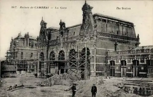 Ak Cambrai Nord, Der Bahnhof, Ruinen