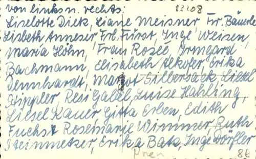 Ak Prien am Chiemsee Oberbayern, Kirche, Frauen, Gruppenfoto