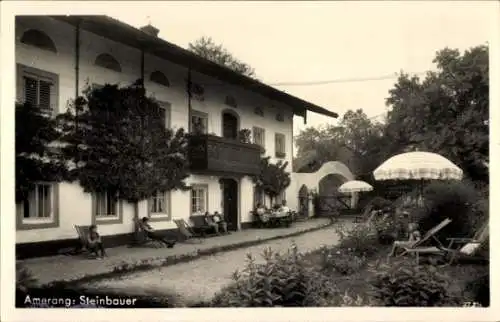 Ak Amerang im Chiemgau Oberbayern, Partie an der Pension Steinbauer, Garten