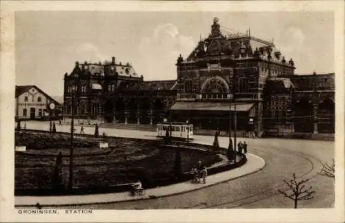 Ak Groningen Niederlande, Bahnhof, Straßenbahn