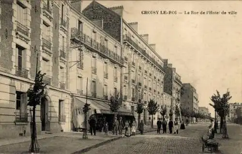 Ak Choisy le Roi Val de Marne, La Rue de Hôtel de Ville