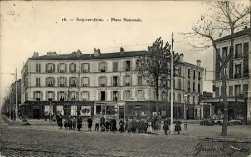 Ak Ivry sur Seine Val de Marne, Place Nationale