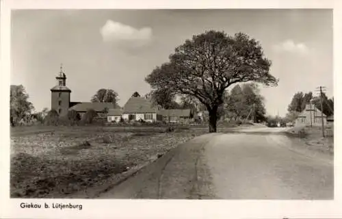 Ak Giekau im Kreis Plön, Teilansicht, Kirche