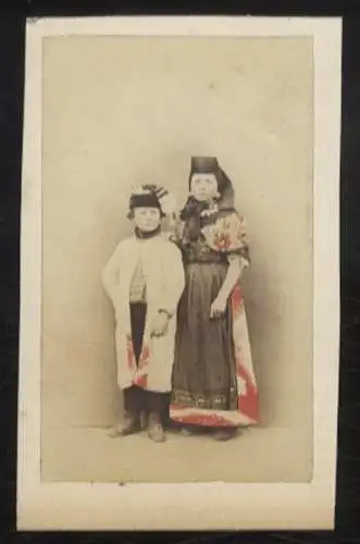 CdV Fotografie koloriert, Mädchen und Junge in Tracht, um 1860