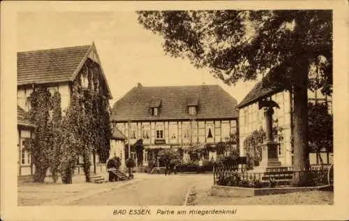 Ak Bad Essen in Niedersachsen, Ortspartie, Kriegerdenkmal, Fachwerkhaus