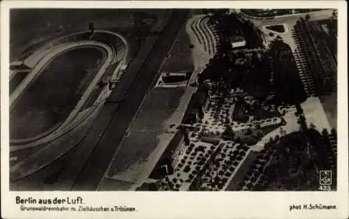 Ak Berlin Charlottenburg Westend, Deutsches Stadion im Grunewald, Rennbahn, Zielhäuschen