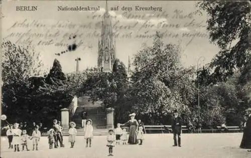 Ak Berlin Kreuzberg, Nationaldenkmal, Treppe, Kinder