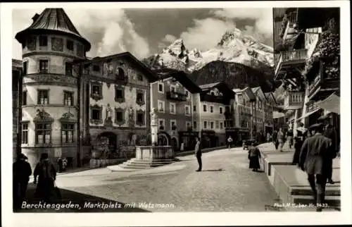 Ak Berchtesgaden in Oberbayern, Marktplatz, Brunnen, Watzmann