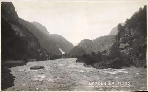 Ak Hardanger Norwegen, Wasserpartie, Berge