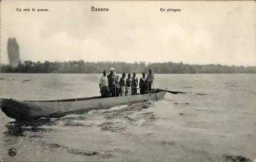 Ak Banana DR Kongo Zaire, Mit dem Kanu