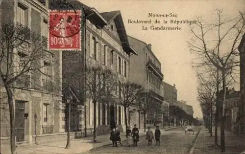 Ak Noisy le Sec Seine Saint Denis, Boulevard de la République, Gendarmerie