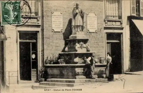 Ak Gray Haute Saône, Statue de Pierre Fourier