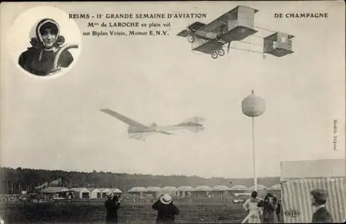 Ak Reims, Great Aviation Week, De Laroche im Vollflug auf dem Doppeldecker Voisin