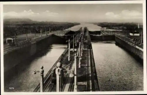 Ak Panama, Kanal, Gatun-Schleusen