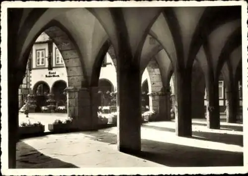 Ak Goslar am Harz, Rathaus, Spitzbogengang