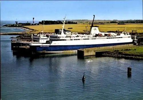 Ak Puttgarden Insel Fehmarn, Fährbahnhof, Fährschiff