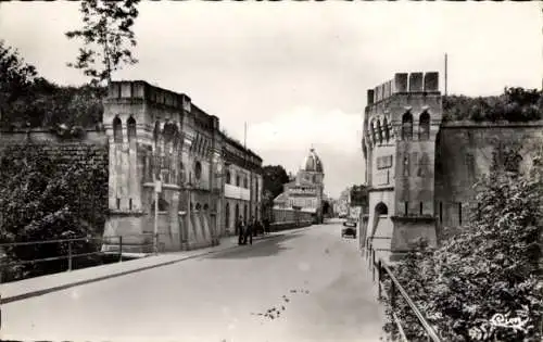 Ak Toul Meurthe et Moselle, Entree de la Ville, La Porte