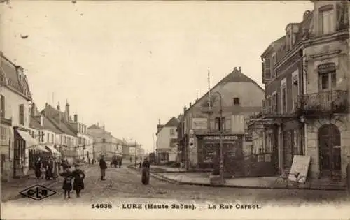 Ak Lure Haute Saône, La Rue Carnot