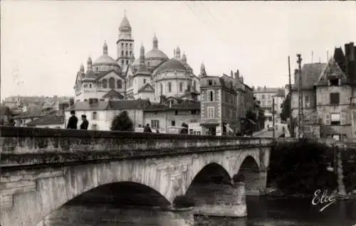 Ak Périgueux New Aquitaine Dordogne, Pont des Barris, Kathedrale Saint-Front