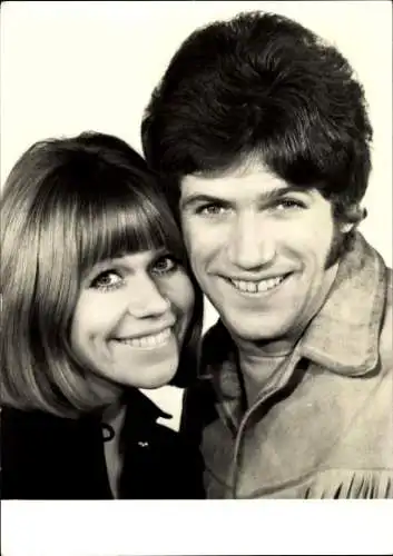 Ak Sängerin Monika Hauff, Sänger Klaus Dieter Henkler, Portrait, Auf die Bäume ihr Affen