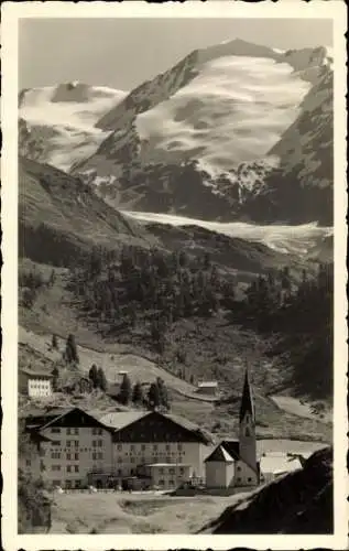 Ak Obergurgl Gurgl in Tirol, Panorama, Kirche, Gletscher, Schalfkogl