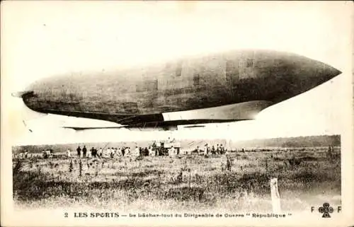 Ak Französisches Militär-Luftschiff République